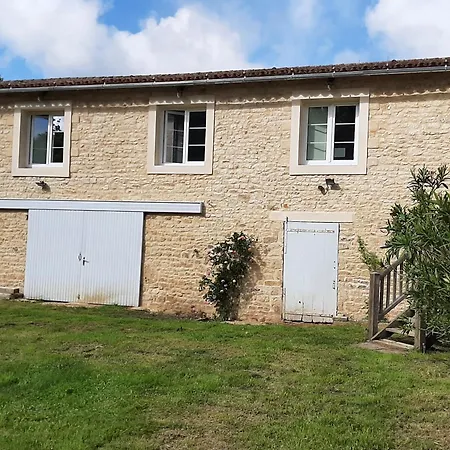 Maison Entre Terre Et Curzon