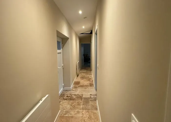 Maison Entre Terre Et Curzon